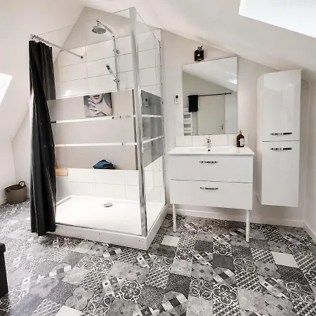 5, 1 Chambre, Parking Privé