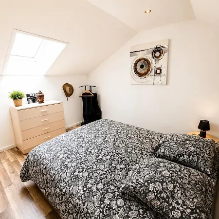 Appartement 5, 1 Chambre, Parking Privé Bailleul (Nord)