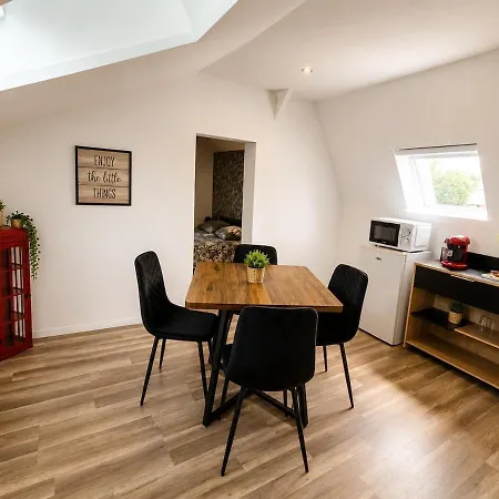 Appartement 5, 1 Chambre, Parking Privé